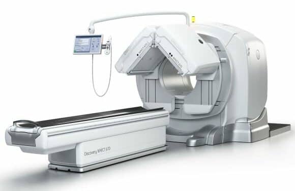 GE SPECT/CT System Combines Nuclear Medicine and CT Technology
