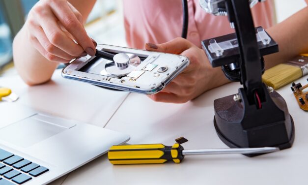 California Passes Right-to-Repair Law for Consumer Electronics