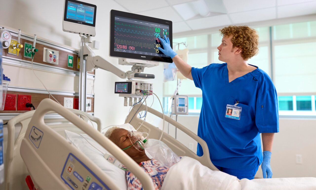 Philips and Mass General Brigham Partner to Develop Live AI Insights from Healthcare Data