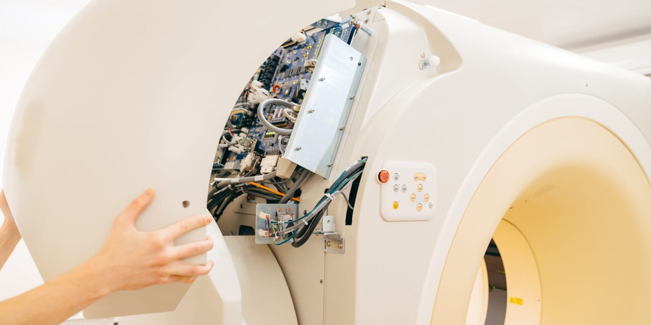 Top Medical Device Servicing Teams Cut Costs and Downtime with Smarter Strategies