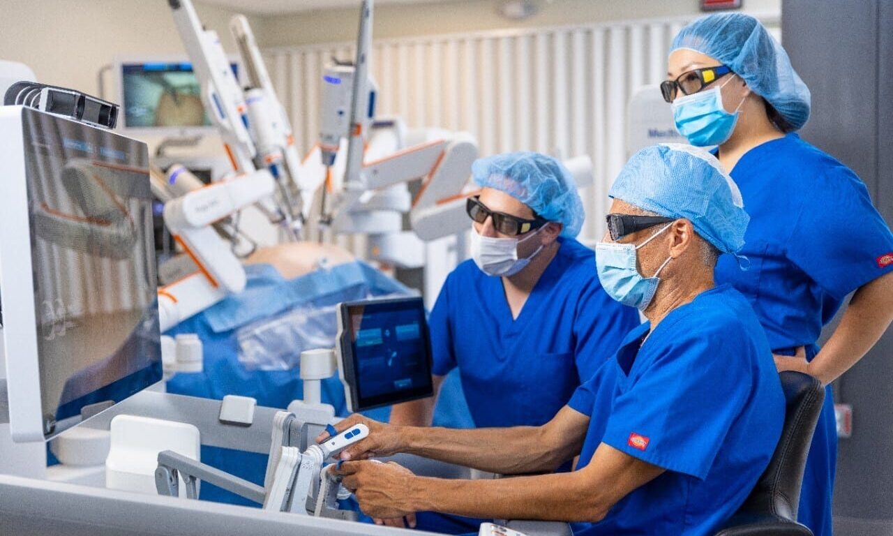 Medtronic Robotic-Assisted Surgery System Meets Endpoints in Hernia Repair Study