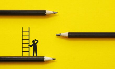 4 Unwritten Rules of Getting Ahead in HTM